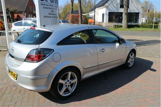 Opel Astra GTC - 1.6 16V 85KW - 1