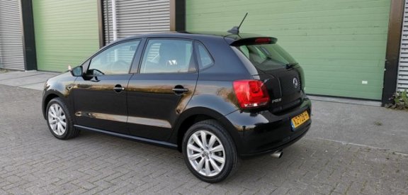 Volkswagen Polo - 1.4 Highline Zwart CLIMA*PDC*CRUISE*NAVI - 1