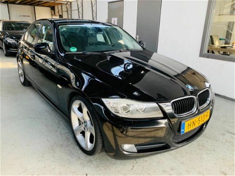 BMW 3-serie - 318d Executive / Apk/ Facelift/ Navi/ Leer/ 19” Lm velgen - 1