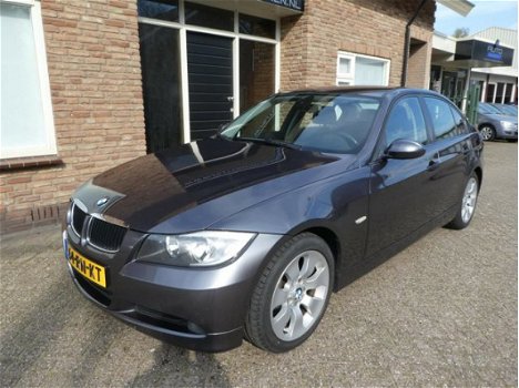 BMW 3-serie - 320i Dynamic Executive - 1