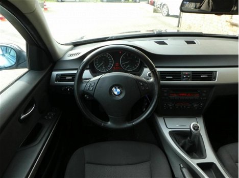 BMW 3-serie - 320i Dynamic Executive - 1