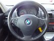 BMW X3 - 2.0i Introduction +NAP Nieuwstaat LM 17'' Panorama-dak Trekhaak - 1 - Thumbnail