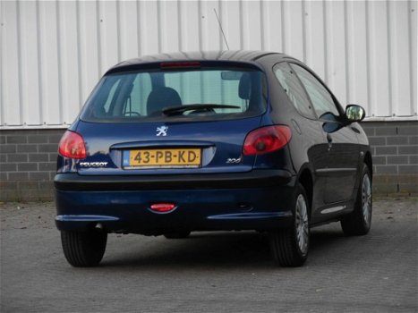 Peugeot 206 - 1.4 Pop' Art 2e Eigenaar/APK/AiRCO/NAP/SUPER NETTE - 1