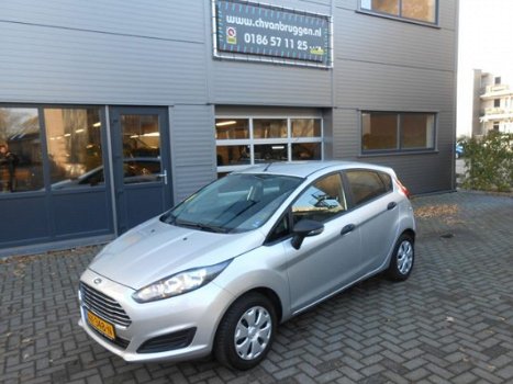 Ford Fiesta - 1.25 60PK CHAMPIONS EDITION - 1