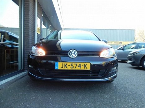 Volkswagen Golf - 2.0 TDI Connected Series - 1