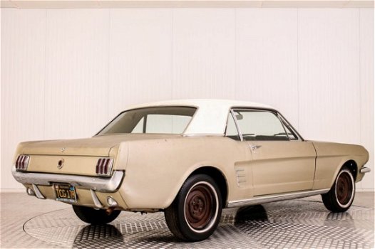 Ford Mustang - Coupé Automaat - 1