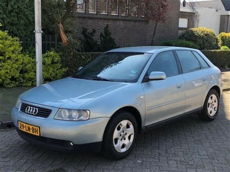 Audi A3 Sportback - 1.6 Ambiente 2003 1 jaar apk Airco Cruise control NAP - 1