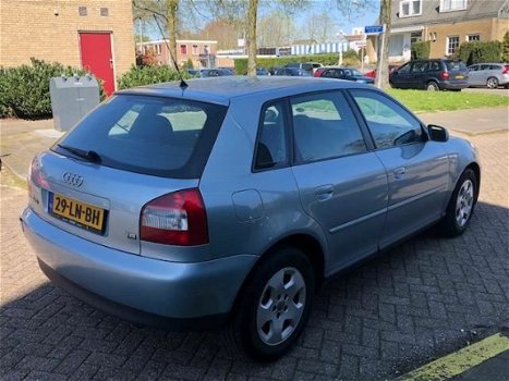 Audi A3 Sportback - 1.6 Ambiente 2003 1 jaar apk Airco Cruise control NAP - 1