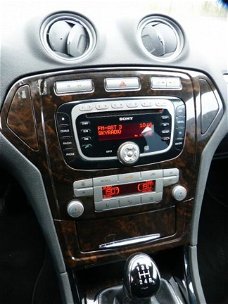 Ford Mondeo - 2.0-16v (146pk) Ghia 5-drs Clima / Trekhaak / Cruise