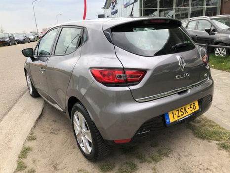 Renault Clio - 1.5 dCi 90Pk ECO Dynamique Airco R-Link PDC 16