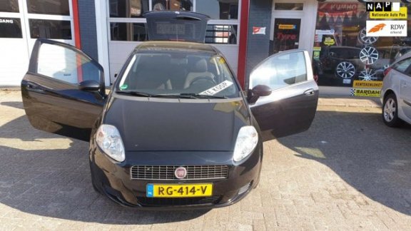 Fiat Grande Punto - 1.4 Active - 1