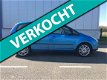 Ford Focus C-Max - 1.8-16V Futura Van 1e eigenaar. Keurige staat met onderhoudsboekje en airco - 1 - Thumbnail