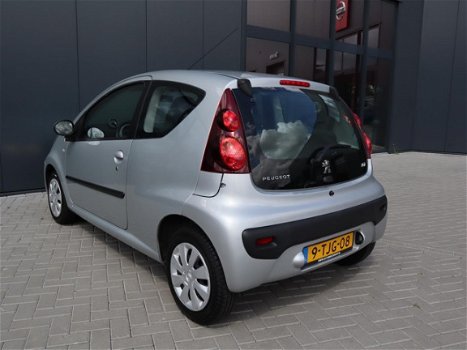 Peugeot 107 - 1.0 68PK 3D Active | Airco | PARROT BT | Radio/CD - 1