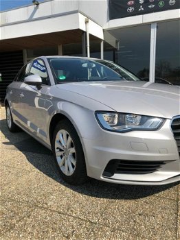 Audi A3 Limousine - 1.6 TDI Ambition Pro Line Plus /Navi/Limousine - 1