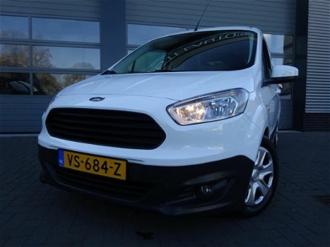 Ford Transit Courier - 1.5 TDCI Trend 1.5tdci met airco , navigatie , pakeersensor - 1