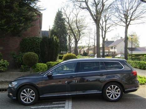 Volkswagen Passat Variant - 2.0 TDI Business Edition R - 1