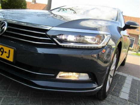 Volkswagen Passat Variant - 2.0 TDI Business Edition R - 1