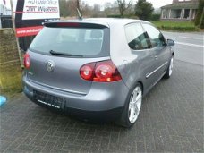 Volkswagen Golf - 1.4 16v edition