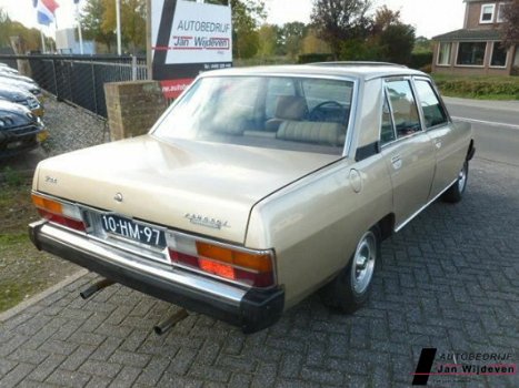 Peugeot 604 - 2.7 V6 STi Automaat - 1