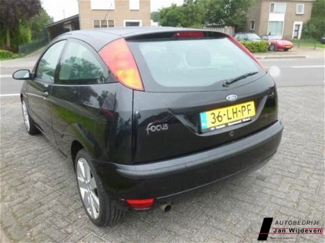 Ford Focus - 2.0-16V Centennial - 1