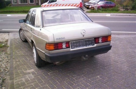 Mercedes-Benz 190-serie - 190 2.0 E aut.1985 - 1