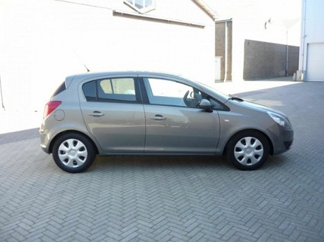 Opel Corsa - 1.3 CDTi EcoFlex S/S '111' Edition 5 Deurs Airco NLauto bj 2011 - 1