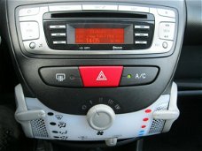 Citroën C1 - 1.0 Collection AIRCO ELEKTRISCHE PAKKET 5-DEURS NIEUWE APK