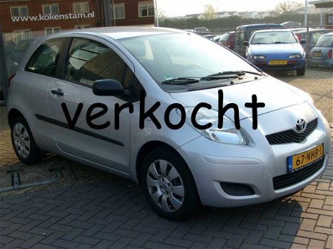 Toyota Yaris - 1.3 VVT-i Comfort 3drs - 1