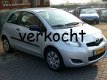 Toyota Yaris - 1.3 VVT-i Comfort 3drs - 1 - Thumbnail