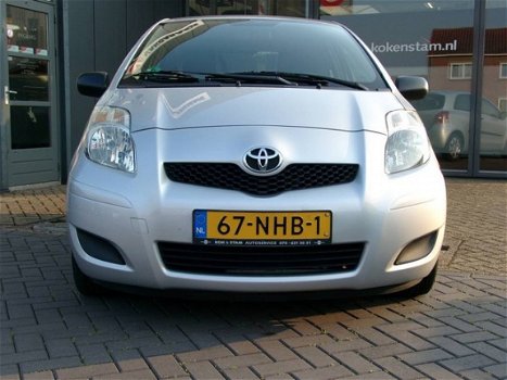 Toyota Yaris - 1.3 VVT-i Comfort 3drs - 1