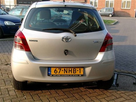 Toyota Yaris - 1.3 VVT-i Comfort 3drs - 1