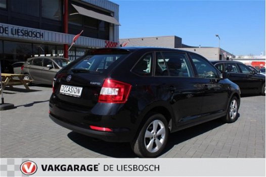 Skoda Rapid Spaceback - 1.4 TSI Greentech Elegance Businessline DSG - 1