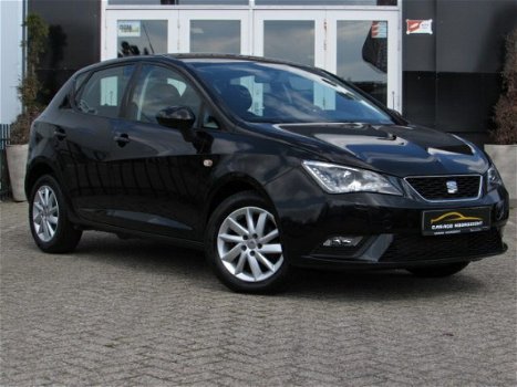 Seat Ibiza - 1.4 16v Style XENON LED|NAVIGATIE|CRUISE CONTROL|PDC|ECC/AIRCO|LM-VELGEN|DEALER ONDERHO - 1