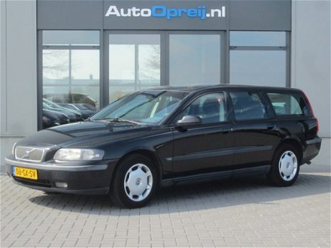 Volvo V70 - 2.4i Airco, Trekhaak, Youngtimer - 1