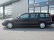 Volvo V70 - 2.4i Airco, Trekhaak, Youngtimer - 1 - Thumbnail