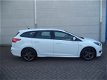 Ford Focus - 1.5 TDCi 120pk powershift ST Line - 1 - Thumbnail