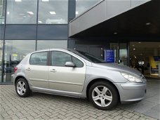 Peugeot 307 - 2.0-16V XSI