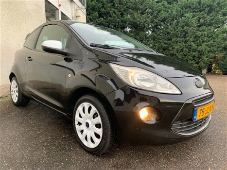 Ford Ka - 1.2 Titanium Black & White airco, spoiler, privacy glass - 1