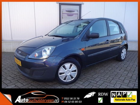 Ford Fiesta - 1.3-8V Champion 5-Deurs Airco Eleck.ramen+spiegels Trekhaak NAP - 1