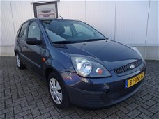 Ford Fiesta - 1.3-8V Champion 5-Deurs Airco Eleck.ramen+spiegels Trekhaak NAP