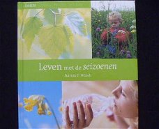 Leven met de seizoenen - Lente - Weleda serie - hardcover