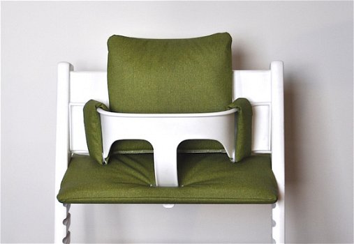 Gecoate stoelverkleiner kussens voor stokke tripp trapp kinderstoel 'army green' - 1