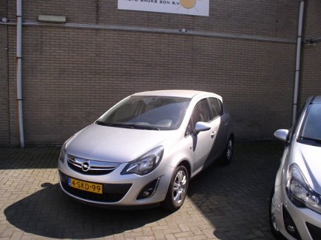 Opel Corsa - 1.3 CDTi EcoFlex S/S Cosmo navi/pdc/verw stoelen/stuurverw/tel/met nw distributiekettin - 1