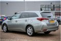 Toyota Auris Touring Sports - 1.8 Hybrid Trend AUTOMAAT, Navi, Panoramadak, Lmv - 1 - Thumbnail