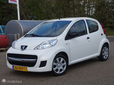 Peugeot 107 - 1.0i-12V XR 5 Drs. Airco - 1