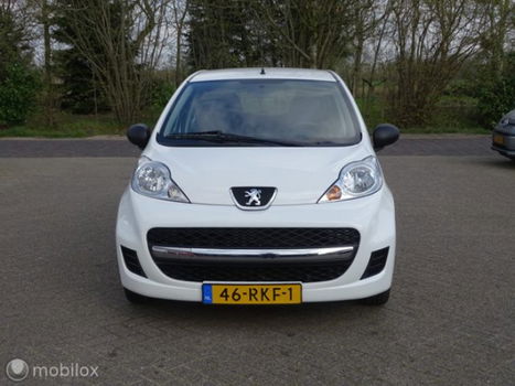 Peugeot 107 - 1.0i-12V XR 5 Drs. Airco - 1