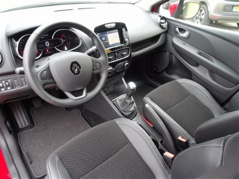 Renault Clio - TCe 90 Intens R-Link/Airco-ecc/Easy Park Assist/PDC v+a met camera/Cruise Control /de - 1