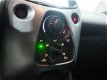 Toyota Aygo - 1.0 VVT-i 5-Deurs x-play - 1 - Thumbnail