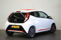 Toyota Aygo - 1.0 VVT-i x-otic | Airco | Apple Carplay | Sunroof | Uniek - 1 - Thumbnail