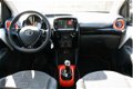 Toyota Aygo - 1.0 VVT-i x-otic | Airco | Apple Carplay | Sunroof | Uniek - 1 - Thumbnail